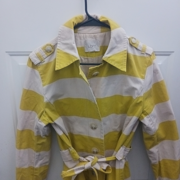 LOFT Women's Yellow and Cream Striped Trench Coat - Picture 2 of 9